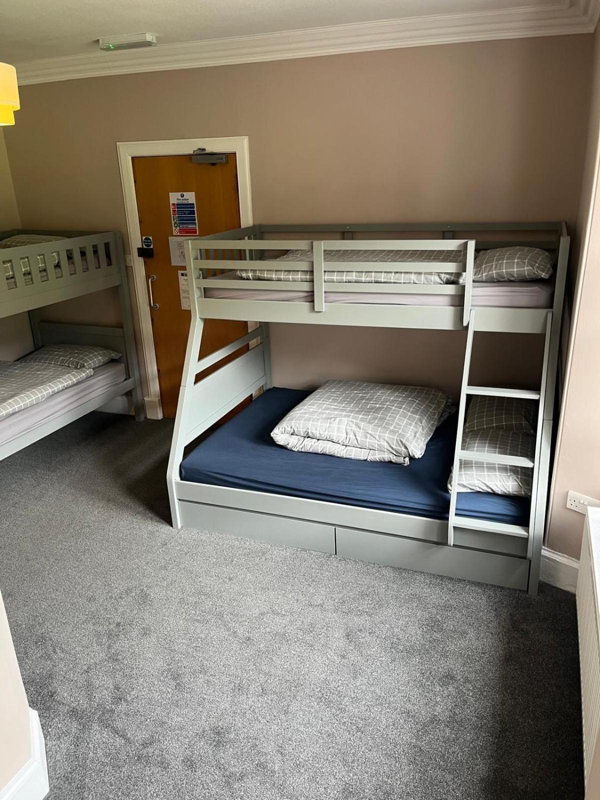 ספין ברידג' Great Glen Hostel מראה חיצוני תמונה